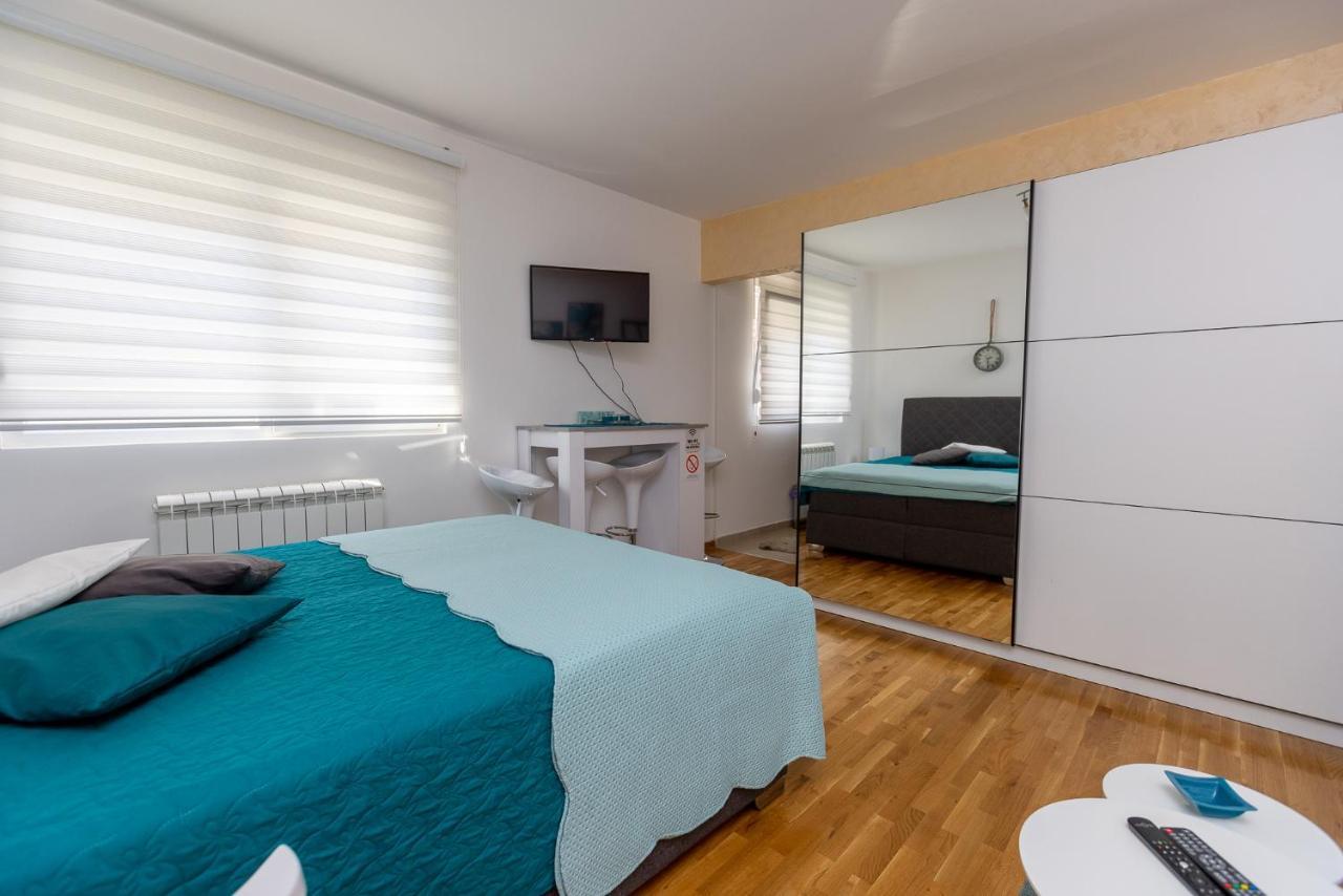 Apartment Self Check In 00-24 Mm Belgrad Exterior foto